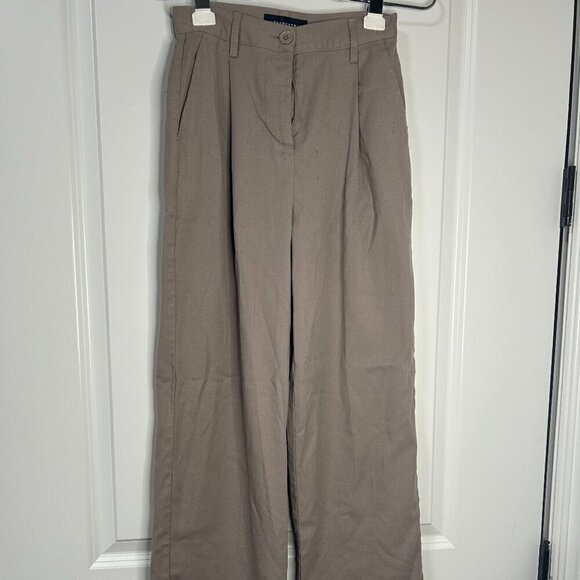 Aeropostale Pants - Women's Aeropostale High Rise Pleated Trouser Size XS EUC
